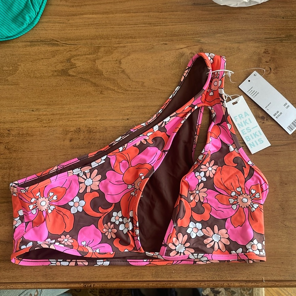 Frankie’s bikinis Syd Terry top Large brown motif New